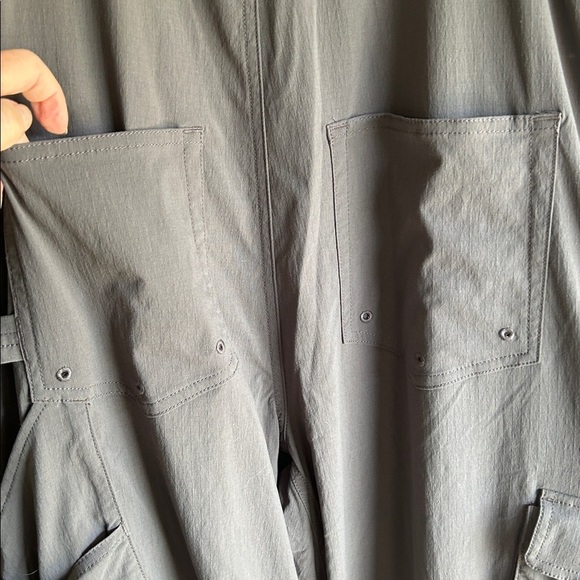DULUTH TRADING CO HEIRLOOM GARDERING BIB OVERALLS GRAY CARGO UTILITY SZ SX35 - Picture 11 of 16
